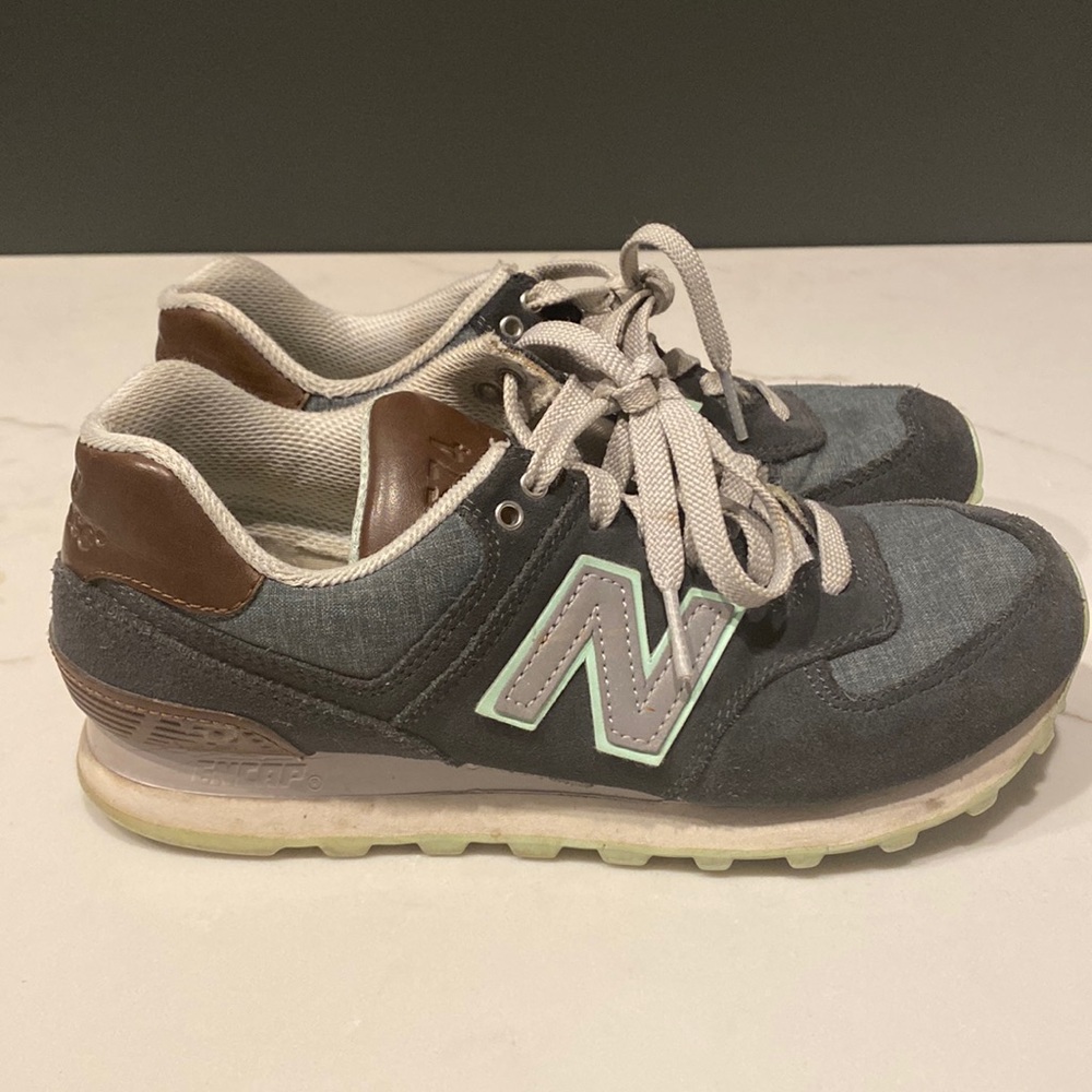New Balance Beach Cruiser 574 - Women’s 6
